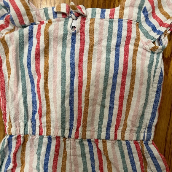 Old navy linen romper kids - Picture 2 of 3